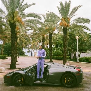 Meet your Posher, Tahj